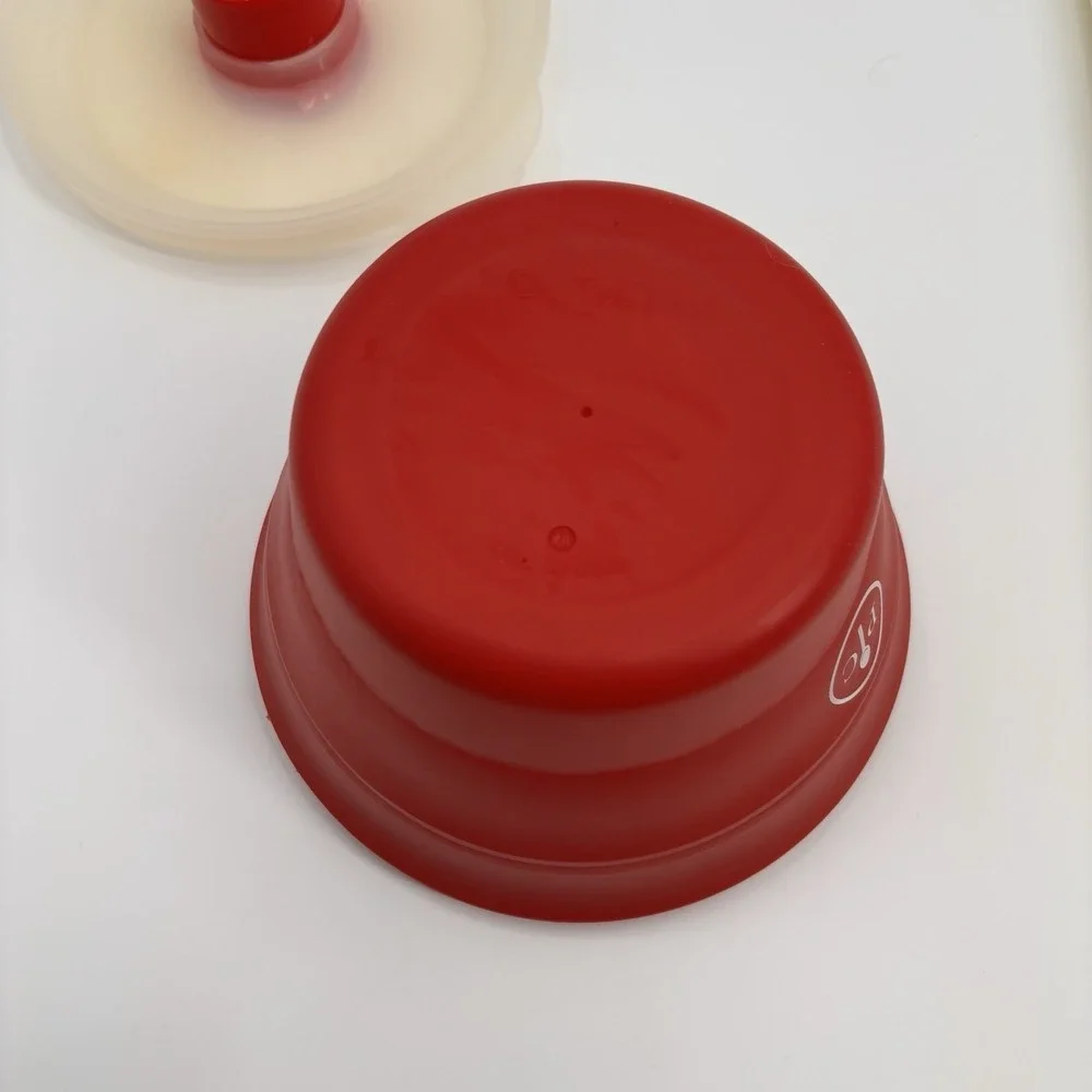 Pampered‎ Chef Microwave Popcorn Popper Silicone Collapsible Bowl w/Lid